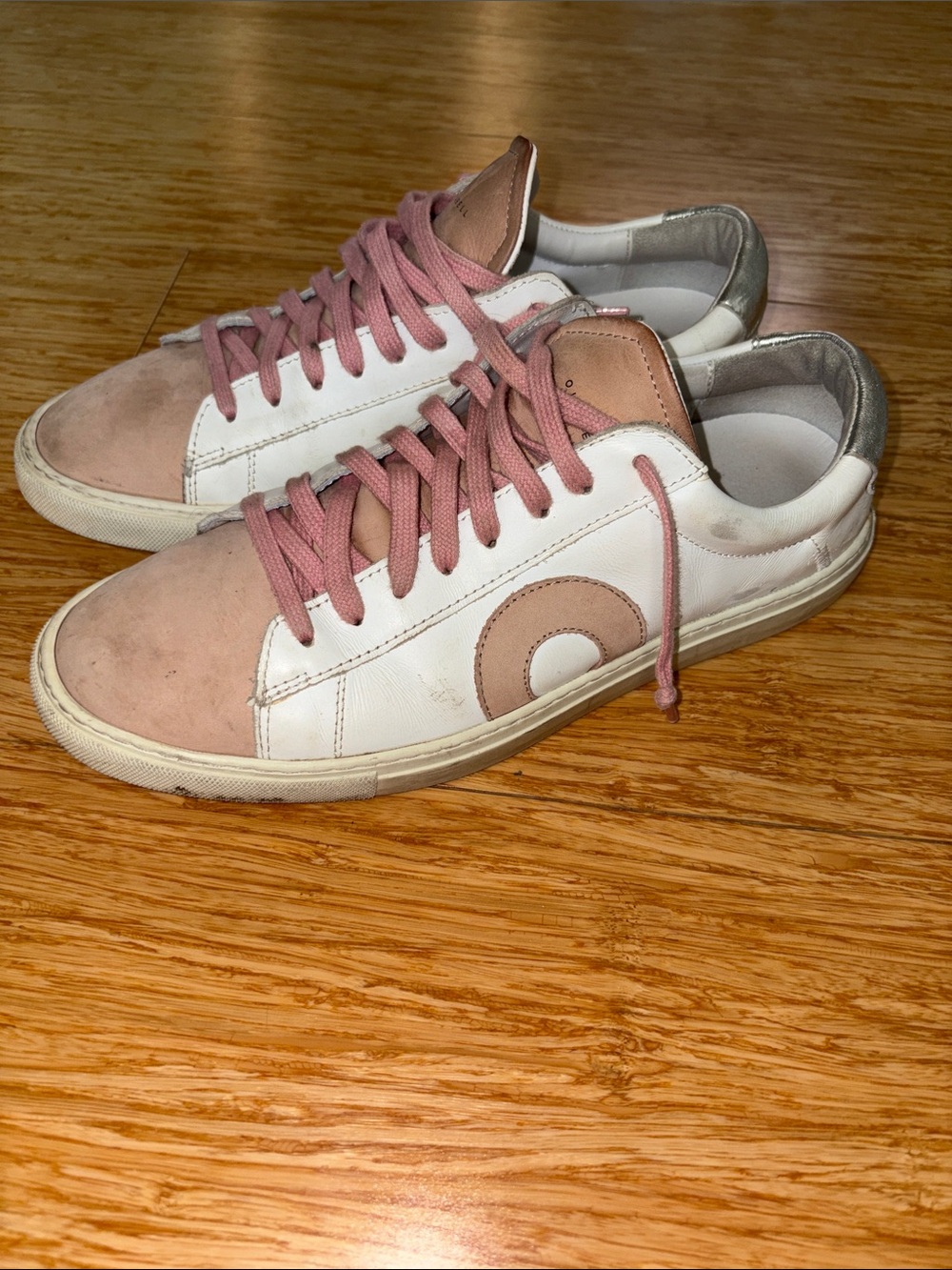 Oliver Cabell Low 1 Distressed Sneakers White Blush Pink Silver Men’s Size 6 / W